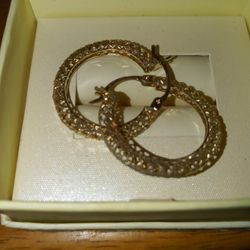 LOCATED IN HORIZON MUST PICK UP