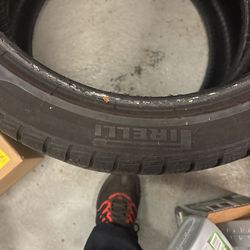 285 35 20 Winter Tires