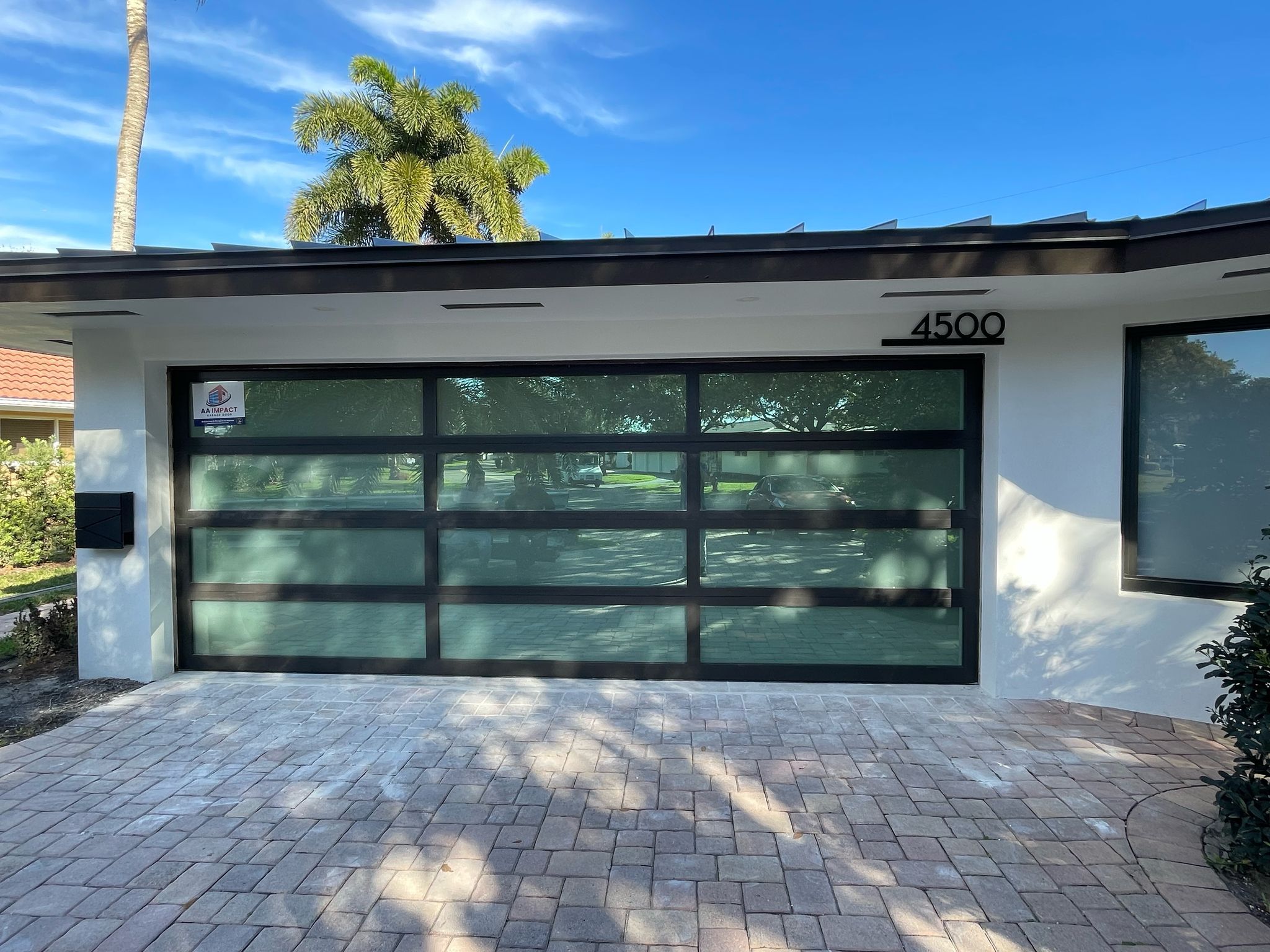 Puerta De Garaje Aluminio Con Cristales De Impacto Aprobadas Miami Dade!!! Instalación Incluida En El Precio