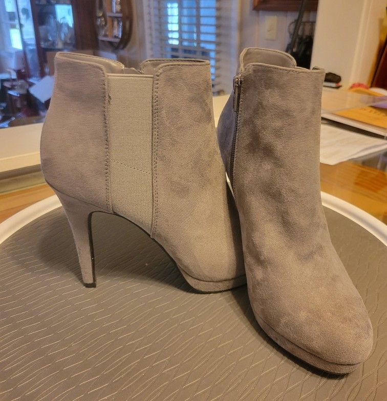 Apt. 9 New 4" Boots Women's Sz9