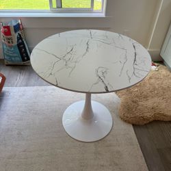 32inch round table