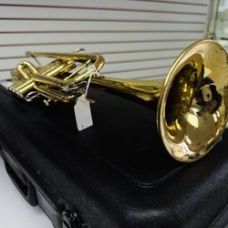 BACH TR300 TRUMPET WITH HARD CASE (HS)