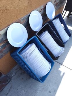 Platos de plástico duro para banquetes