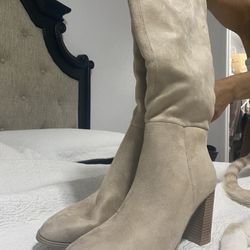 Beige Boots