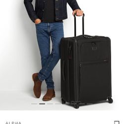 TUMI TRAVEL LUGGAGE