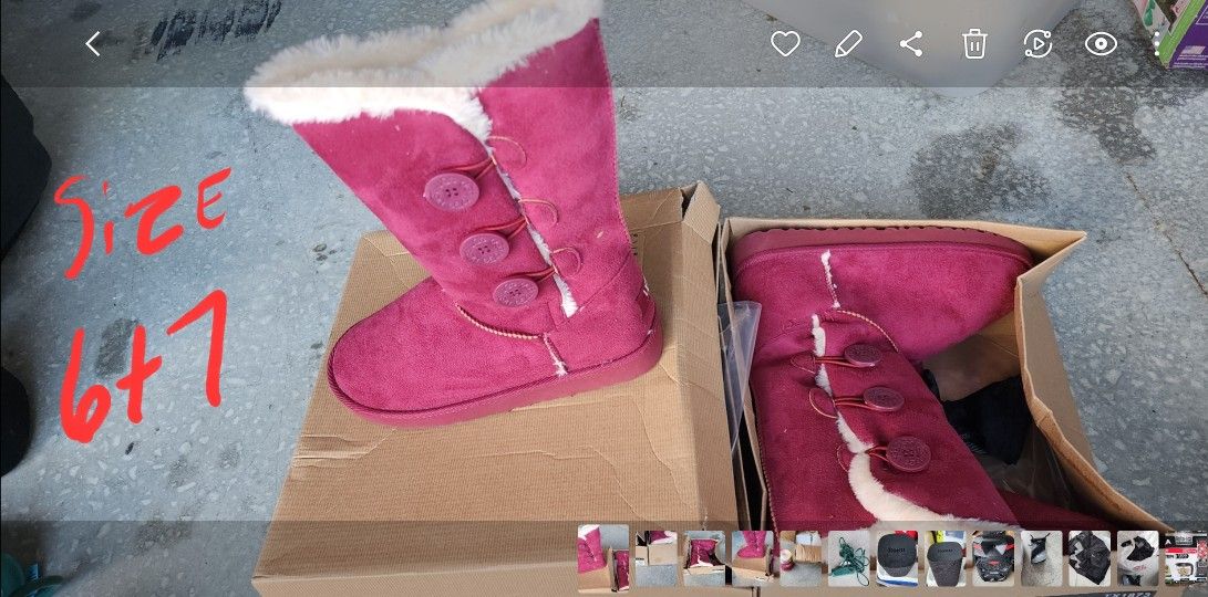 ugg boots(brand new still in the box)