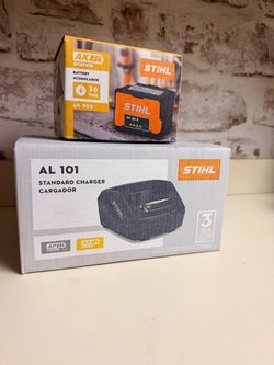 Stihl Ak30 Batter and charger NEW