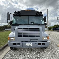 1997 international Thomas Vista Skoolie 