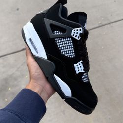 Jordan 4 White Thunders