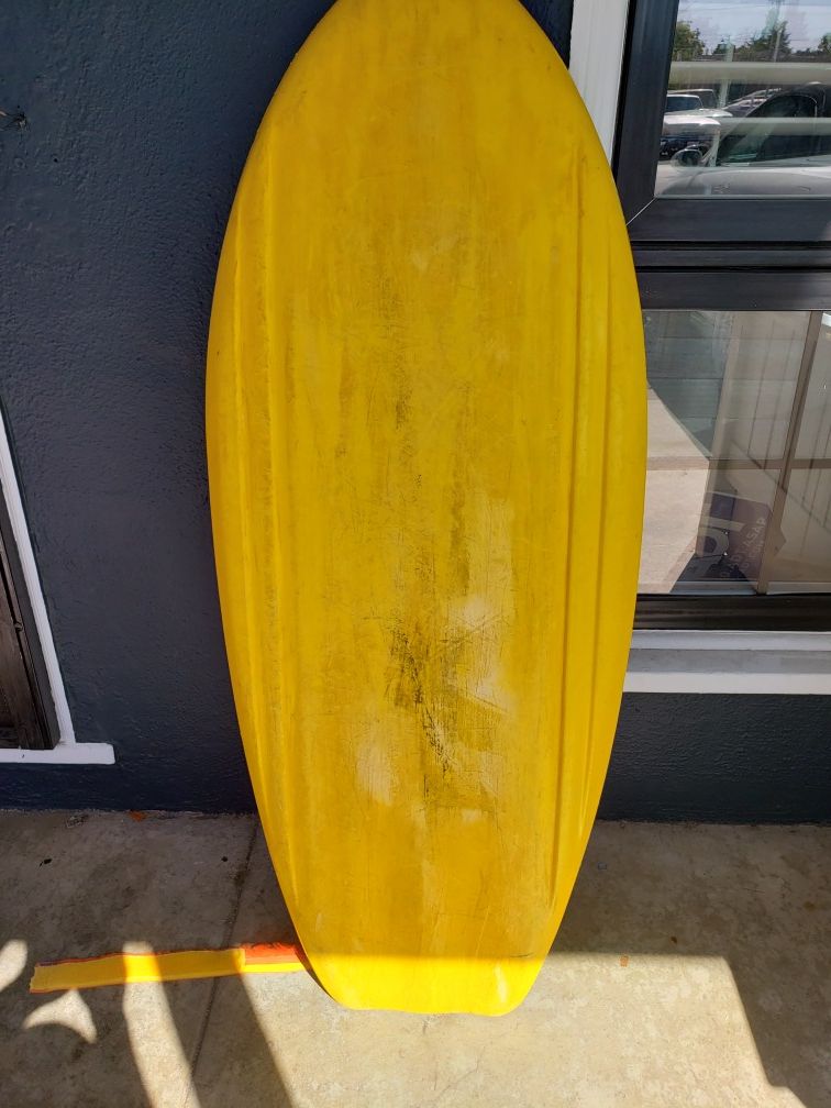 Knee Board & Water Skis
