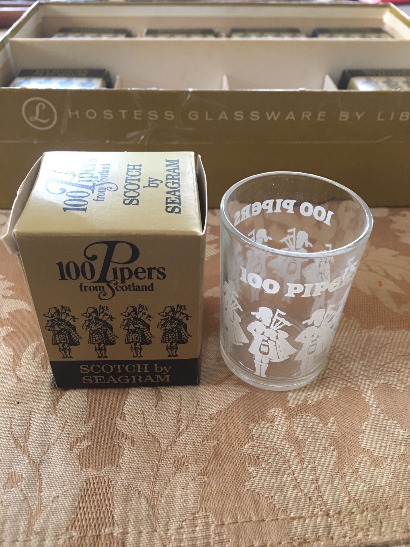 Set Of 8 Vintage Seagram 100 Pipers 2 oz.Shot Glass.