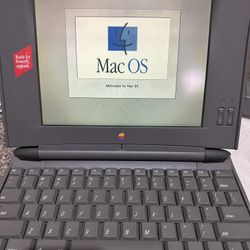 1994 Vintage Apple PowerBook 520c, powers on and Works!!