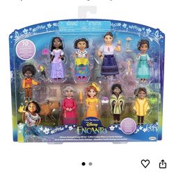 Disney Encanto Ultimate Madrigal Family Set