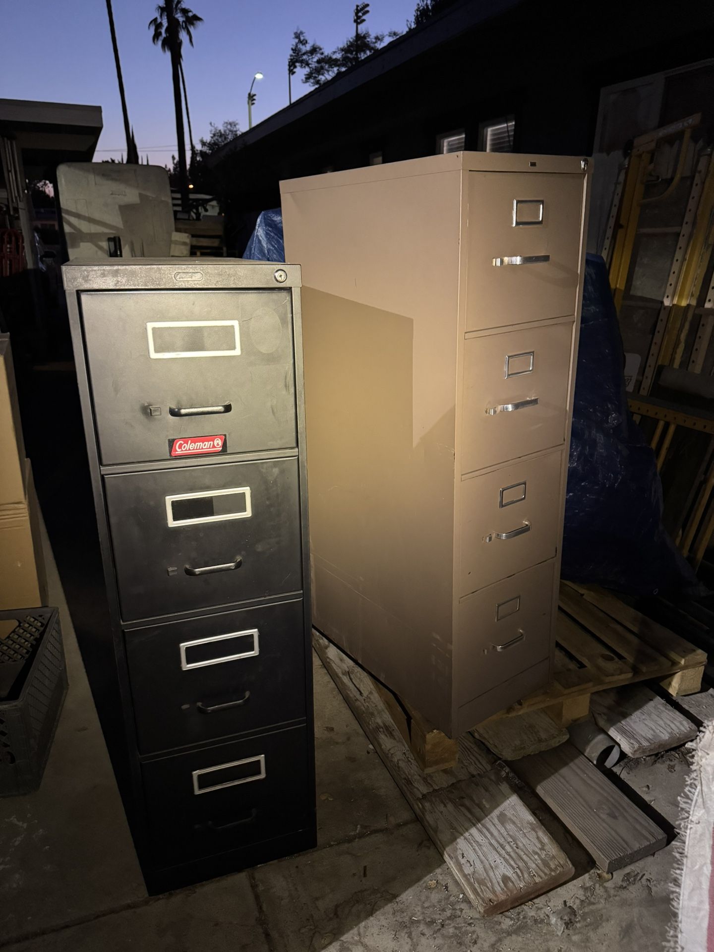 2 Filing Cabinets Metal 4 Drawers Used 20.00 For Both 