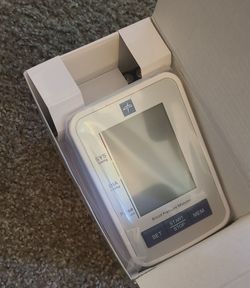 Talking blood pressure monitor