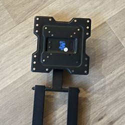 TV MOUNT - Full Rotation 