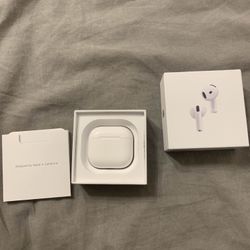 Apple AirPod Pro 4