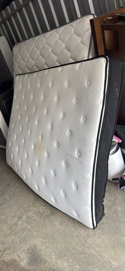 Queen Mattress And Box Spring
