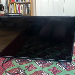 32 inch Insignia LED TV