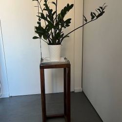 Modern Accent Table – Extremely High Quality