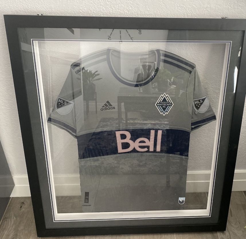 Leonard Owusu Framed Jersey Blackout Collection 1