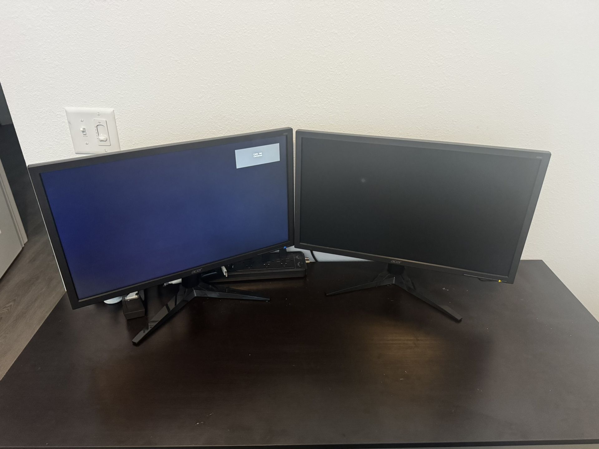 Dual Monitors