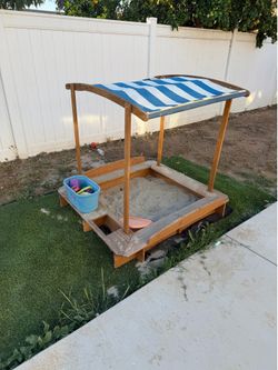 Sand box
