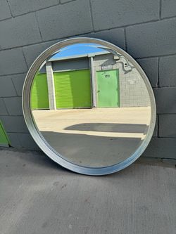 Uttermost Serenza Round Silver Mirror
