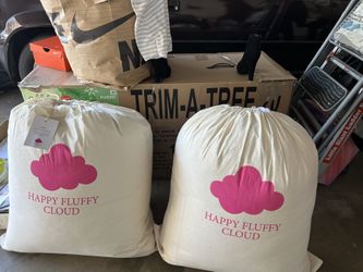 Happy Fluffy Cloud White Comforters