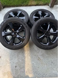 2023 grand cherokee 20 wheels