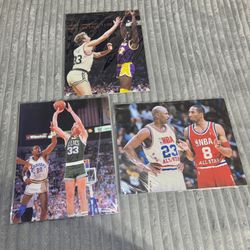NBA LOT OF 3 sealed pictures Boards Kobe Bryant Larry Bird and Magic Johnson 90s Measurements in pictures 