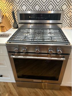 KitchenAid 30” Gas Convection Range – Stainless Steel – KFGG500ESS