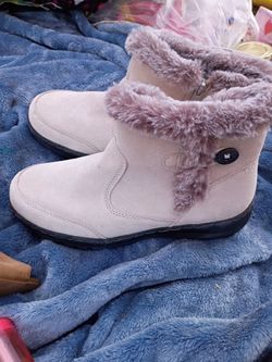 Khombu woman's winter boots