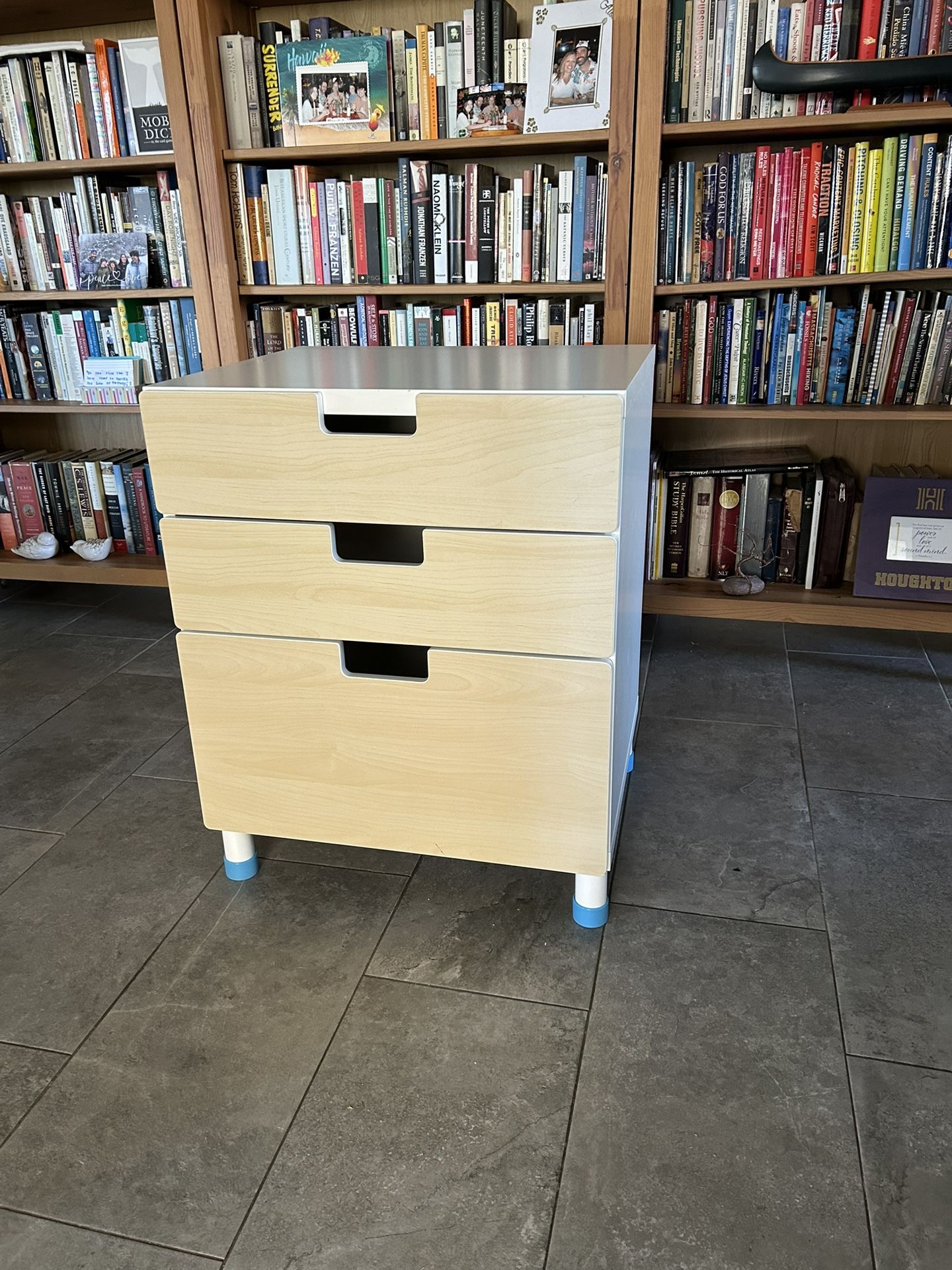 Small Ikea dresser