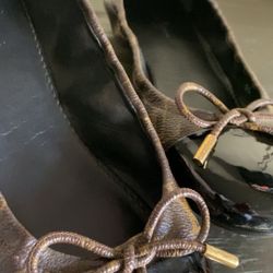 Louis Vuitton Flats 