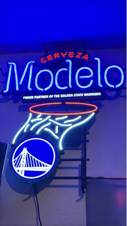 Golden State Warriors x Modelo neon sign