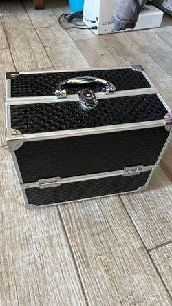 Makeup box