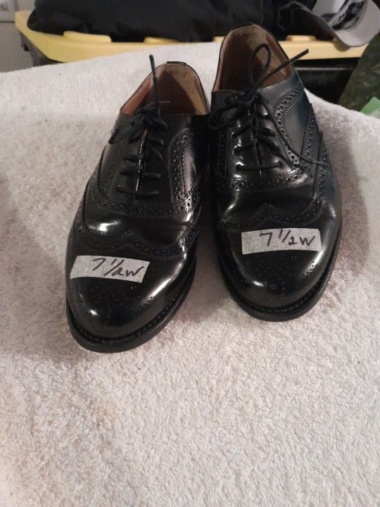 Men's Dress Shoes Black Stafford Size 7 And 1/2