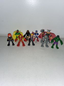 MARVEL SUPER HEREOS AVENGERS LOT