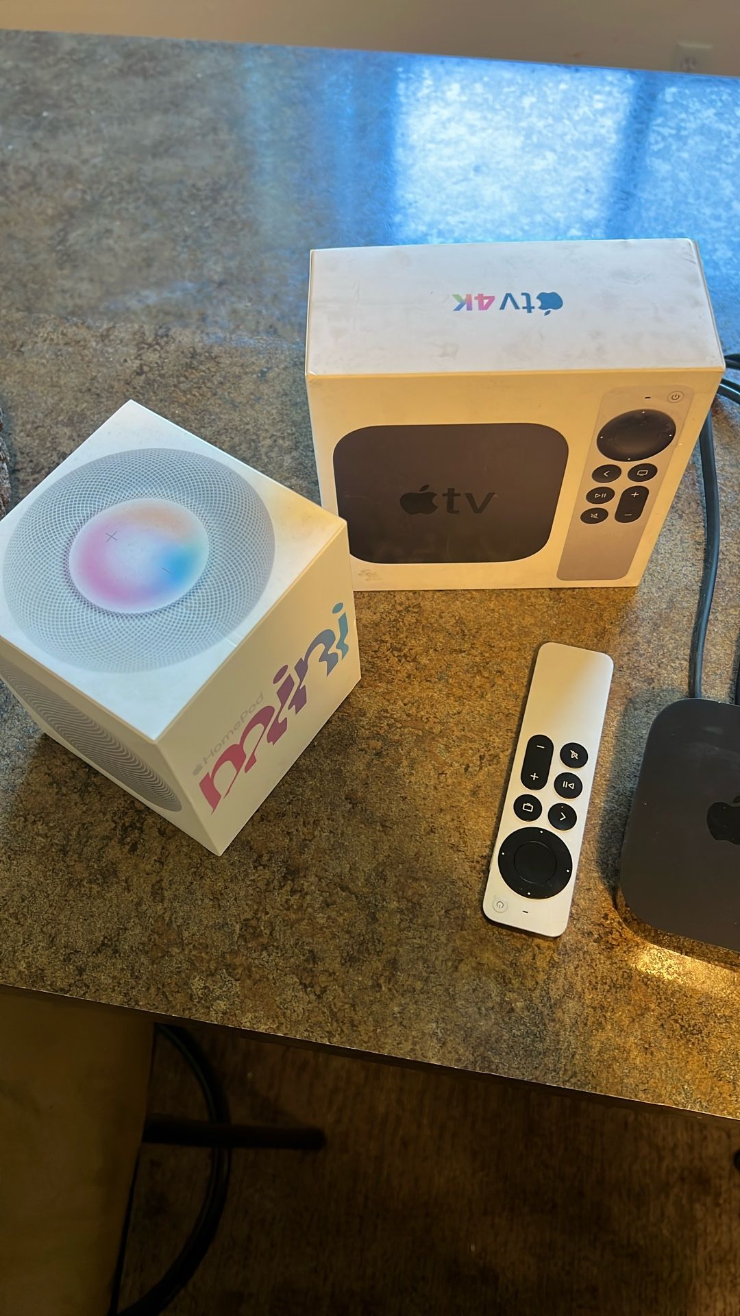 Apple TV 4K 32gb + Apple Home Pod