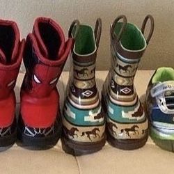 New Toddler Shoes, Five Pairs, Size 6.