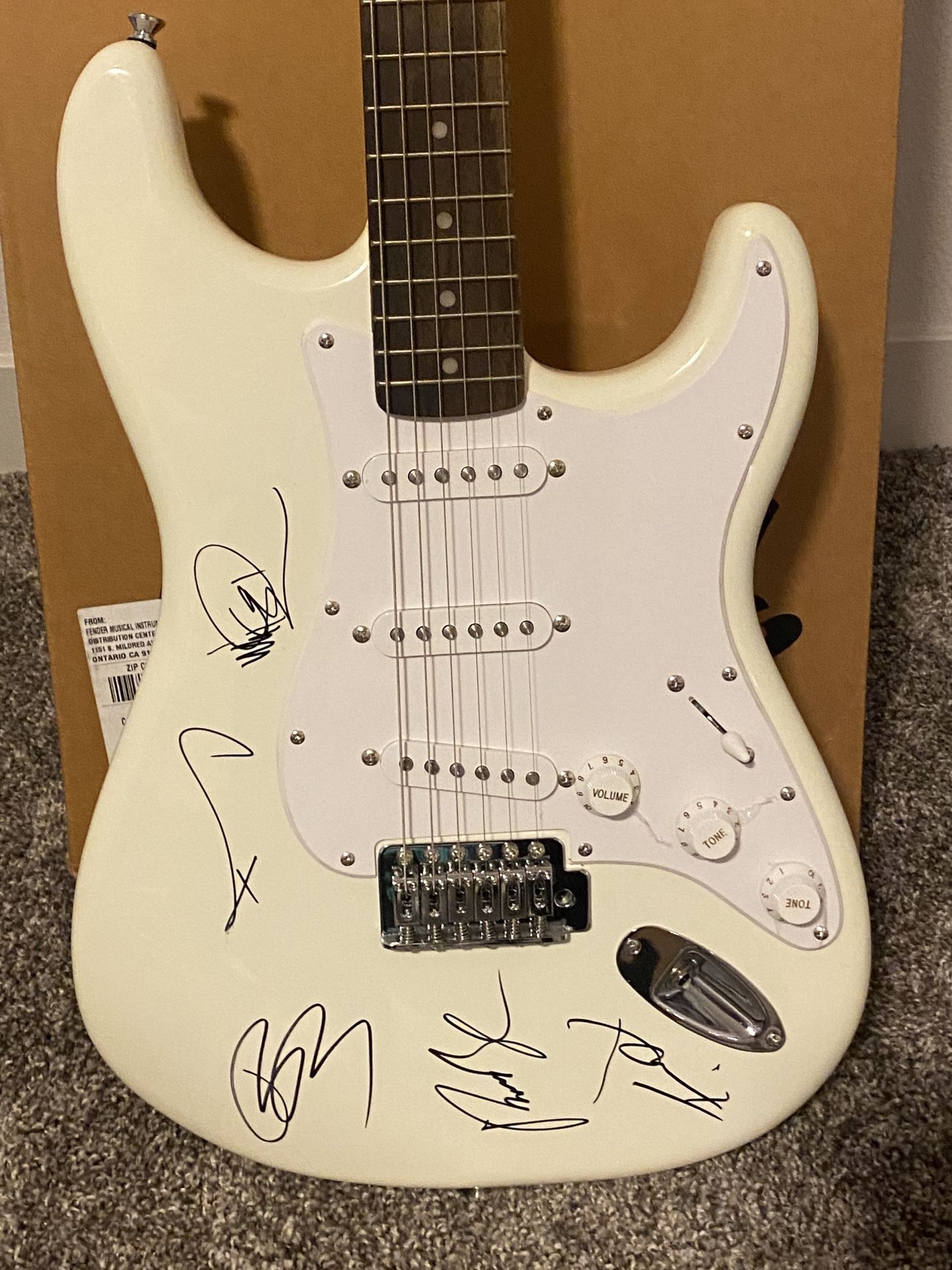 Linkin Park & Chester Bennington Autographed Memorabila 