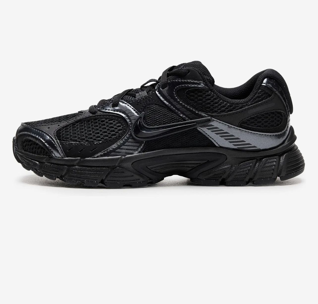 Nike V5 RNR Black Sneakers .Size # 8