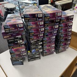 Large Lot Of Star Trek Playmates Action Figure KB Toys 90s 41 Pieces