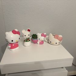 Hello Kitty Ceramics 