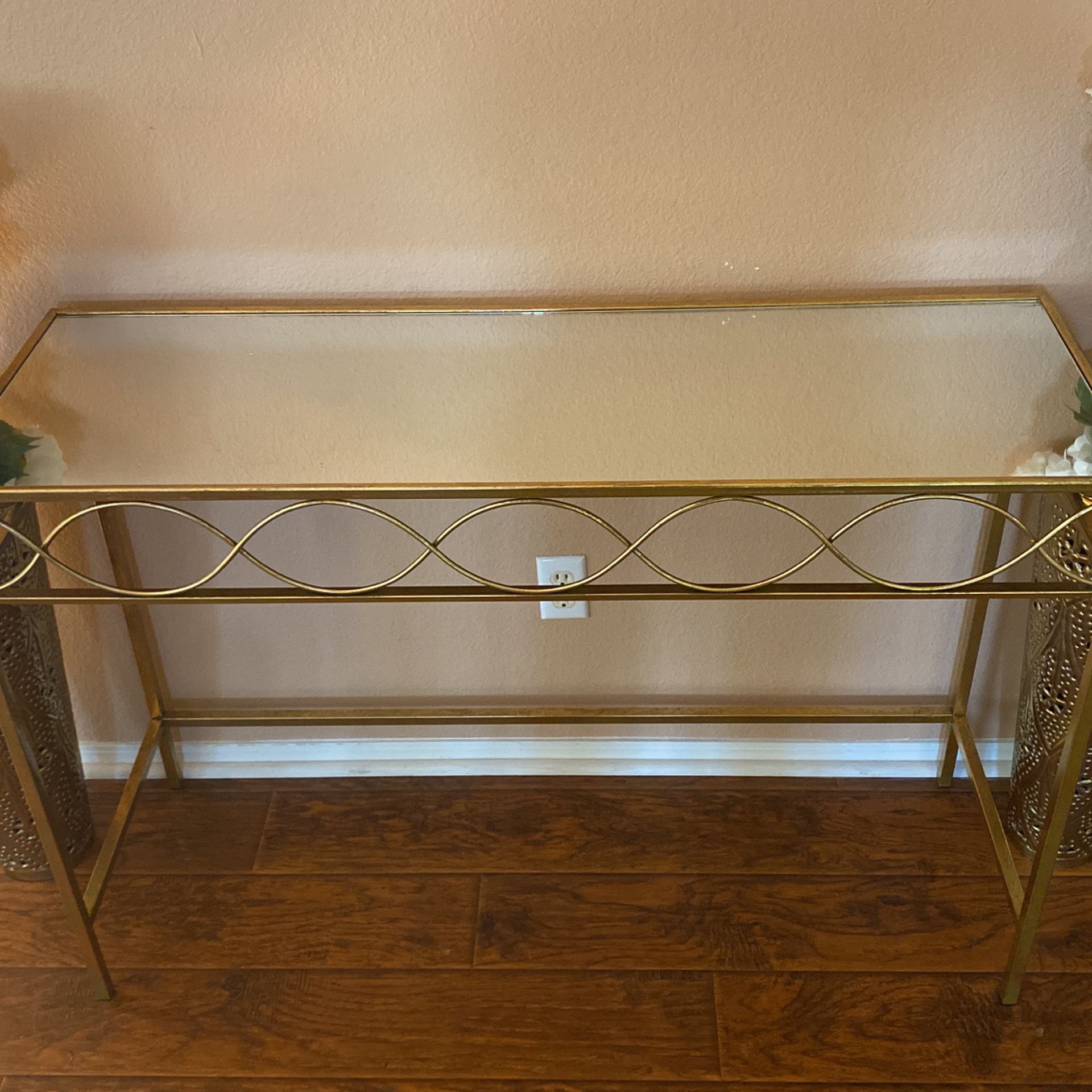 Wall Console 