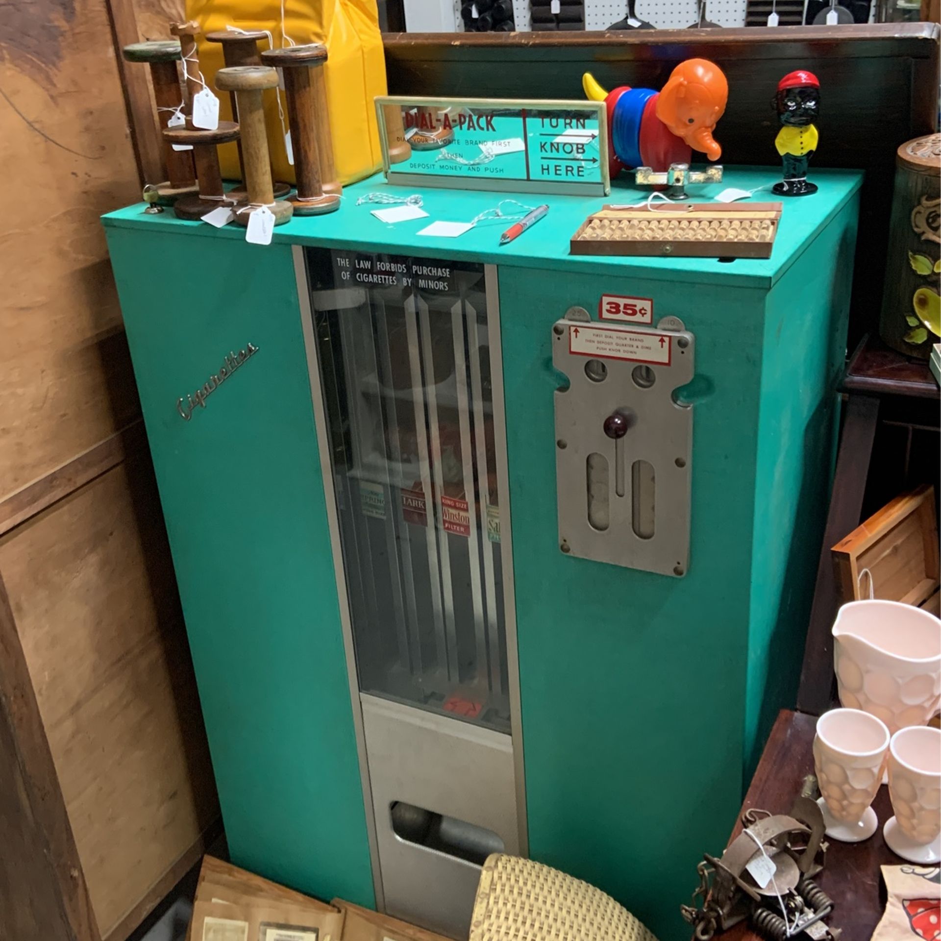 Vintage Machine 35 Cent