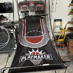 Triumph Playmaker Arcade Basketball 