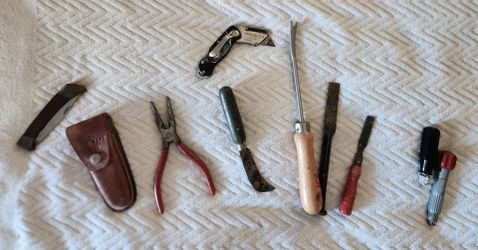 Mixed Hand Tool Lot – 8 Pieces