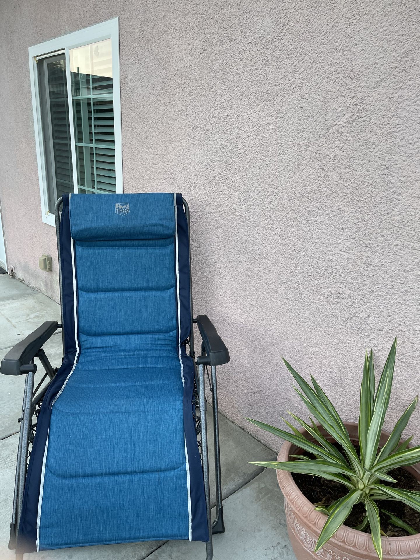 Reclining Chairs